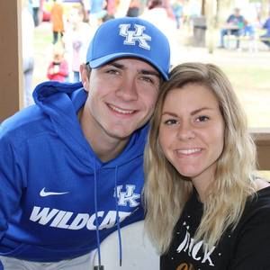 Meet your Posher, Cody